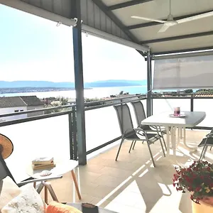  Appartement Lovely Sea View House In Island Krk