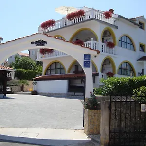 Apartman Flora, Malinska